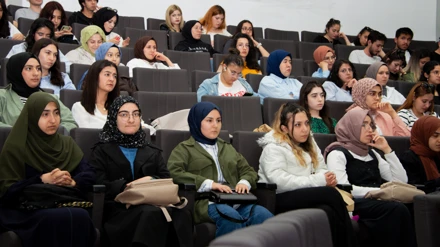 Selçuk Üniversitesinde ‘Postmodernizm ve Hemşirelik Felsefesi Söyleşisi’